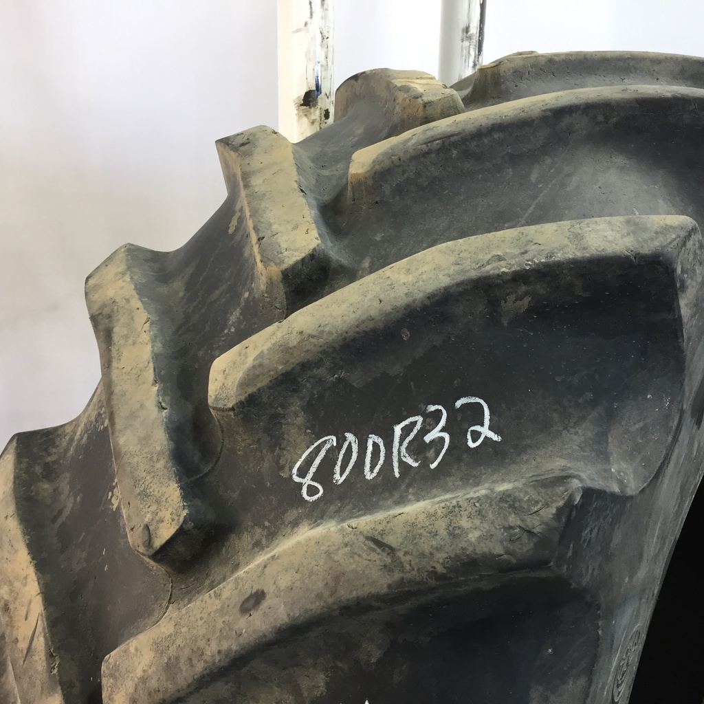 800/65R32 Goodyear Farm Super Traction Radial R-1W 172 B 70%