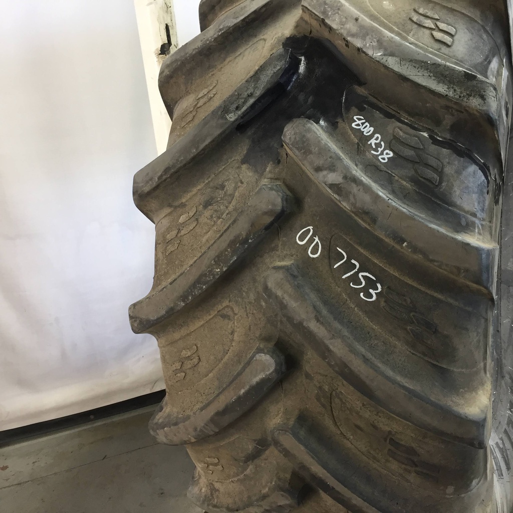 800/70R38 Alliance 370 Wide Deep Tread "70" Series R-1W 173 B 65%