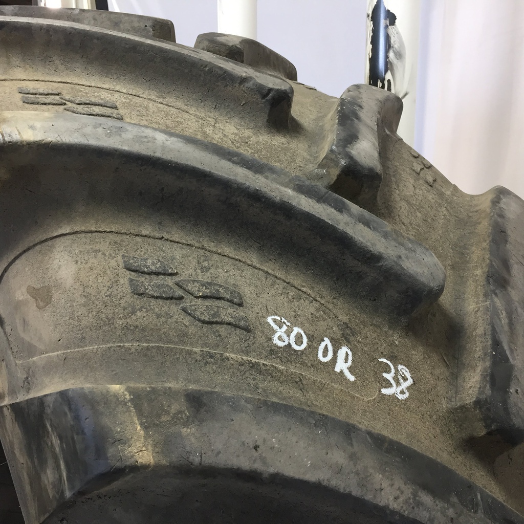 800/70R38 Alliance 370 Wide Deep Tread "70" Series R-1W 173 B 65%