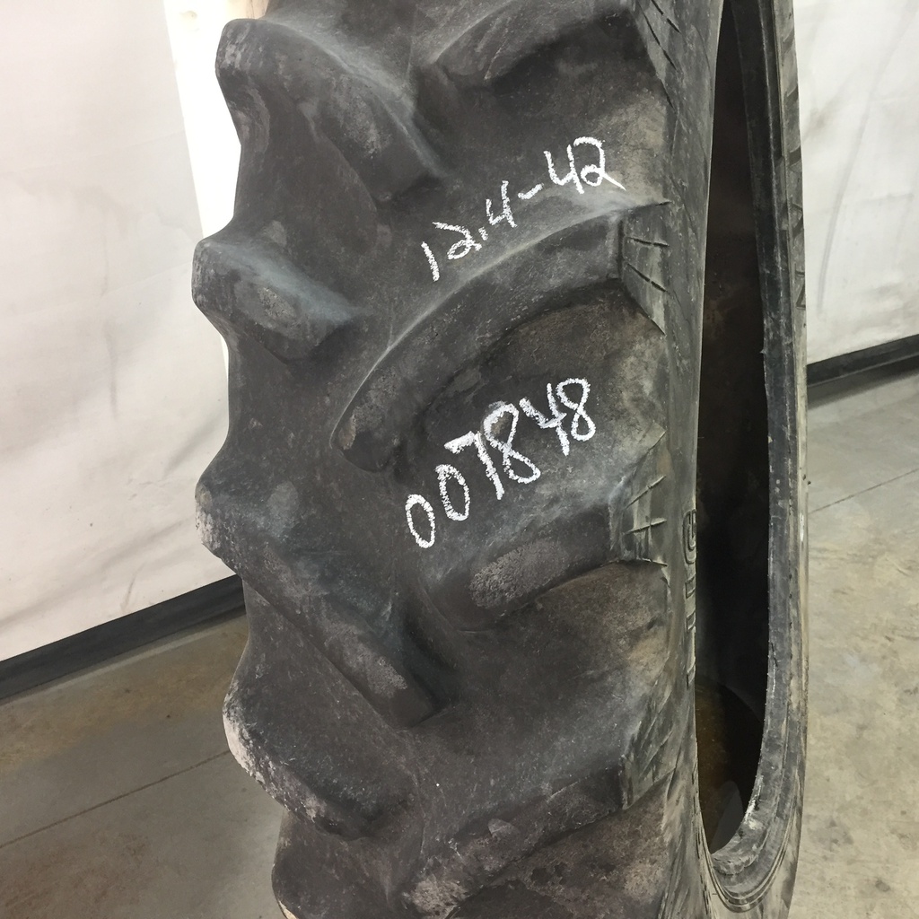 12.4/-42 Titan Farm Hi Traction Lug R-1, E (10 Ply) 75%