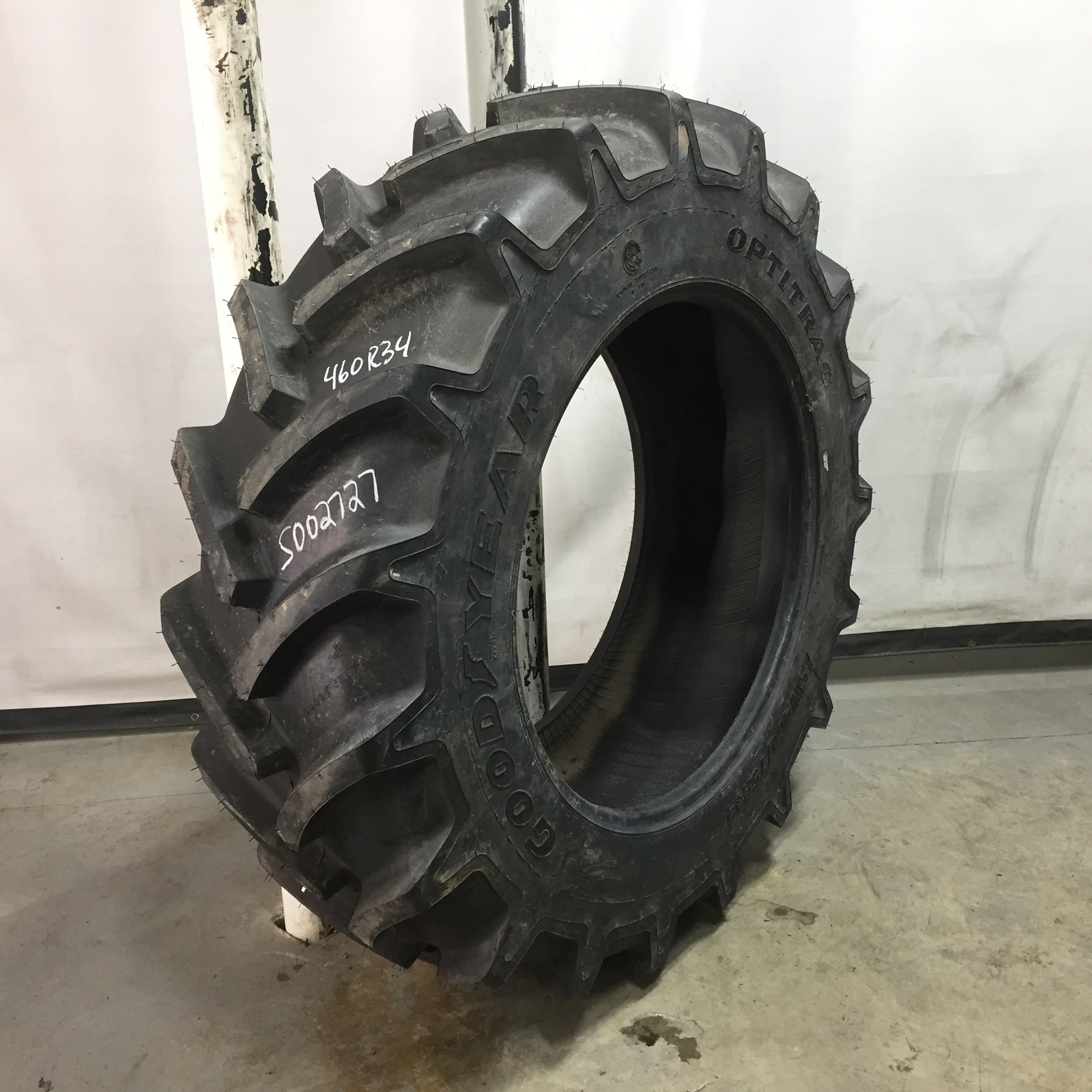 Used460/75R34 Goodyear Farm Optitrac R1W Agricultural Tires for Sales