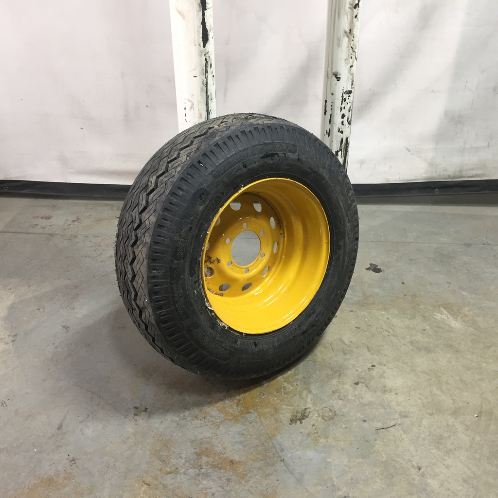 10/-16.5 Specialty Tires of America(STA) Super Tansport LT ST on Cat Yellow 6-Hole Formed Modular Trailer 99%