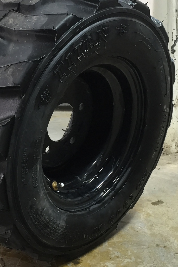 5"W x 10"D, Black 5-Hole Implement