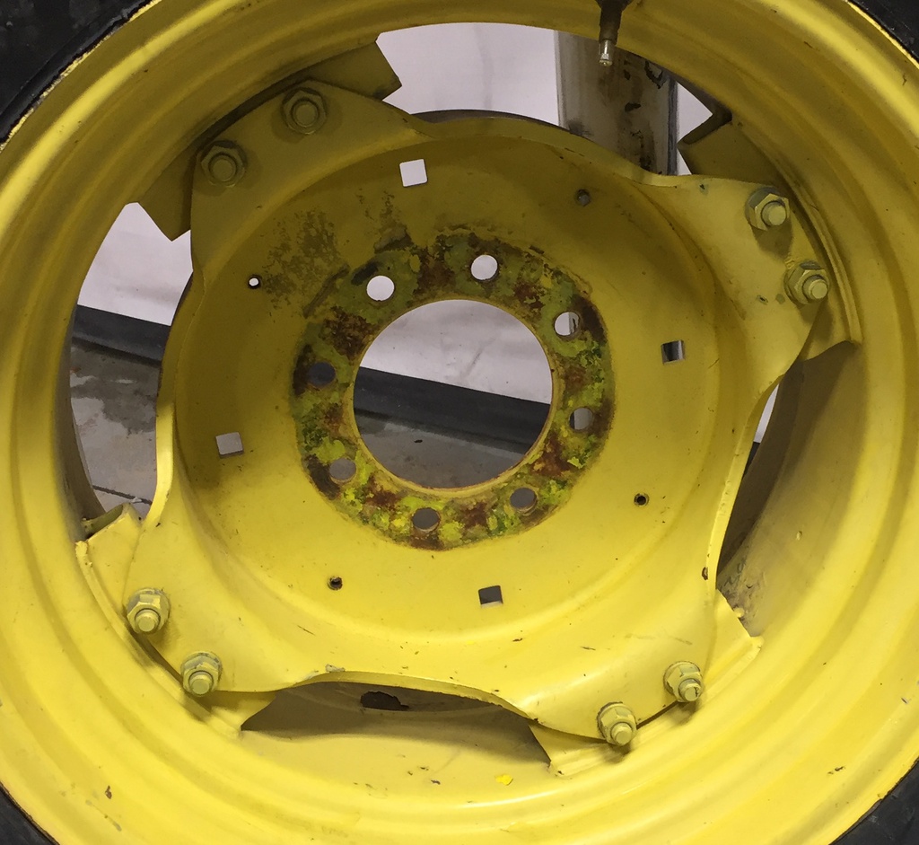 15"W x 26"D Rim with Clamp/U-Clamp (groups of 2 bolts) Rim with 8-Hole Center, John Deere Yellow