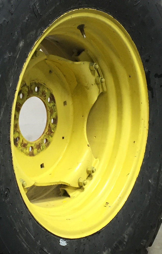 15"W x 26"D Rim with Clamp/U-Clamp (groups of 2 bolts) Rim with 8-Hole Center, John Deere Yellow