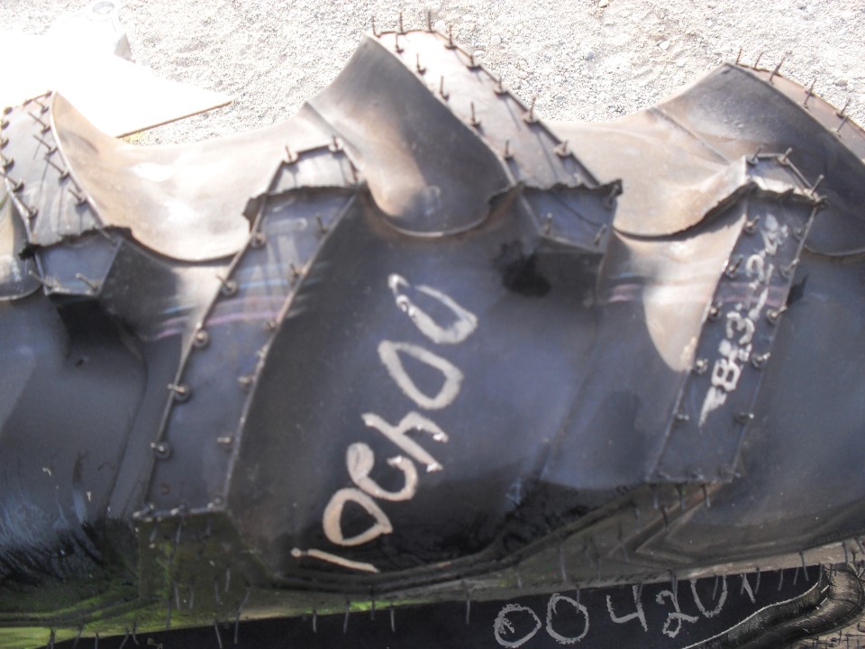 8.3/-24 Firestone Traction Field & Road R-1, B (4 Ply) 99%