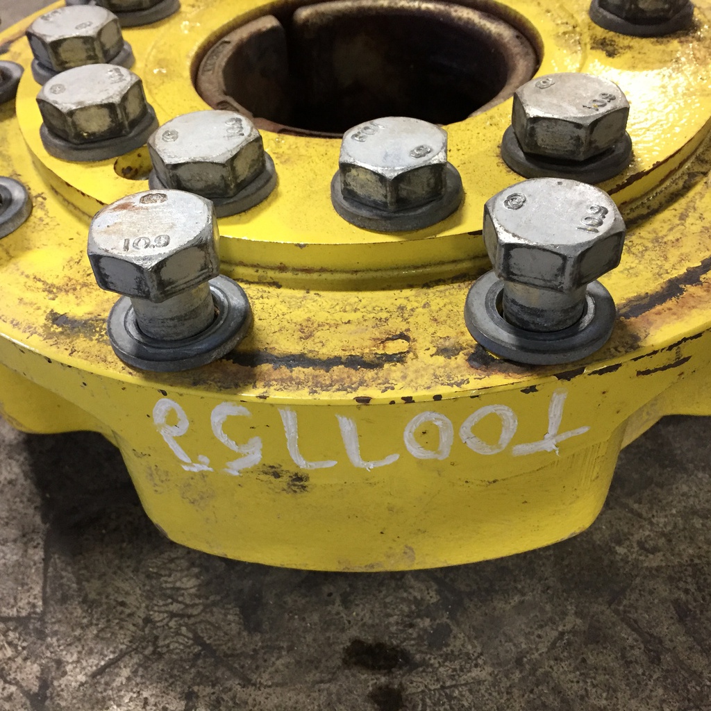 10-Hole Wedg-Lok OE Style, 4.724" (119.99mm) axle, John Deere Yellow