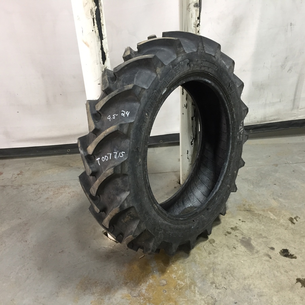 9.5/-24 Galaxy AGRI Trac II R-1, C (6 Ply) 99%