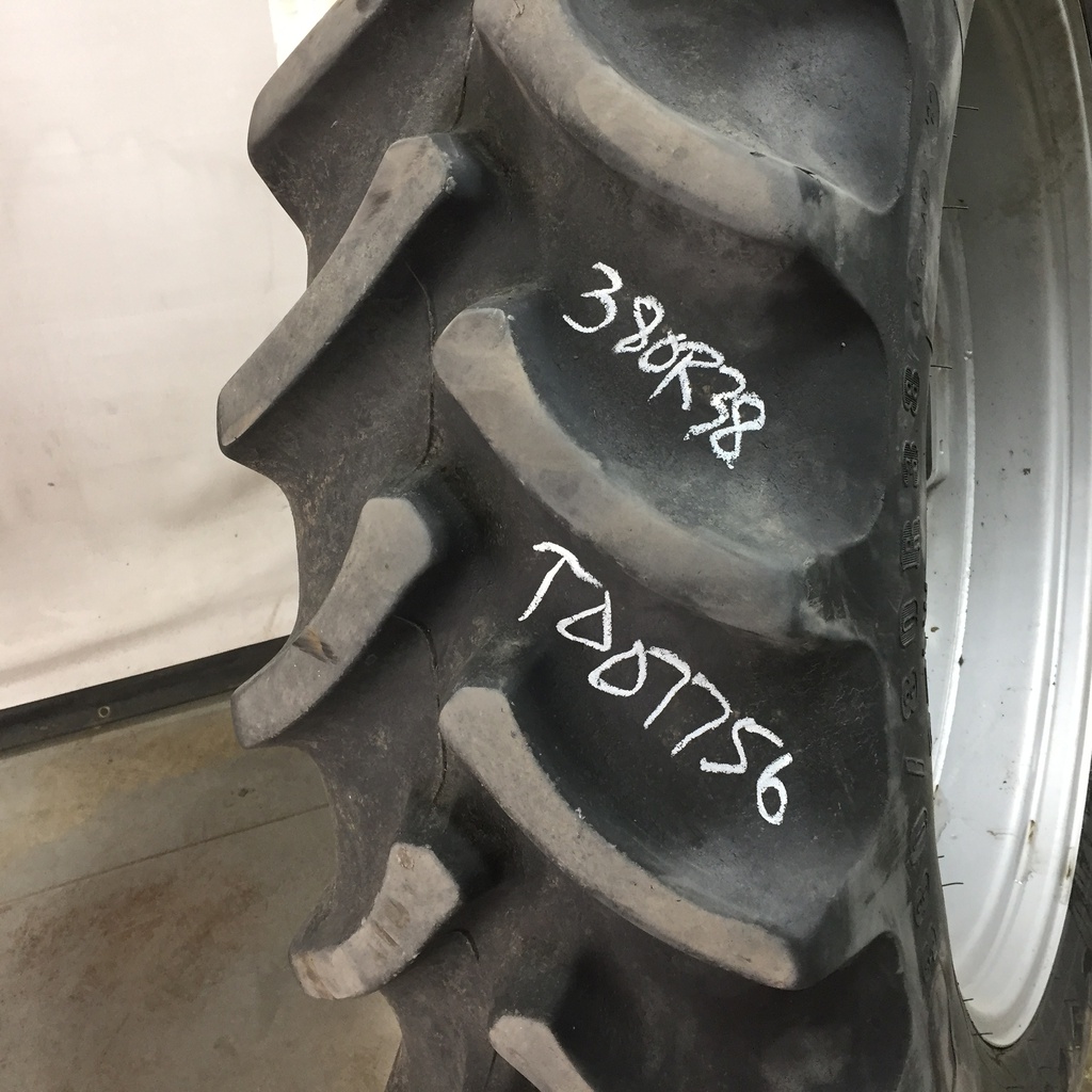 380/80R38 Firestone Radial All Traction DT R-1W on Case IH Silver Mist/John Deere Yellow 12-Hole Waffle Wheel (Groups of 3 bolts) 80%