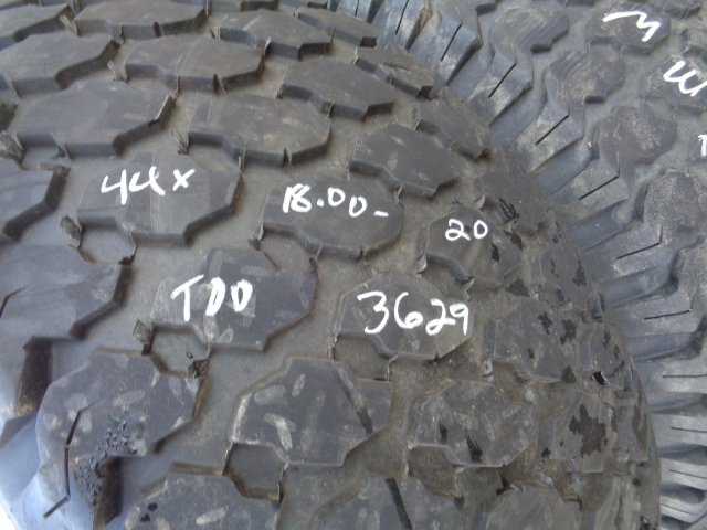 44/18.00-20 Goodyear Farm Softrac NHS HF-1 on John Deere Yellow 8-Hole Formed Plate 65%