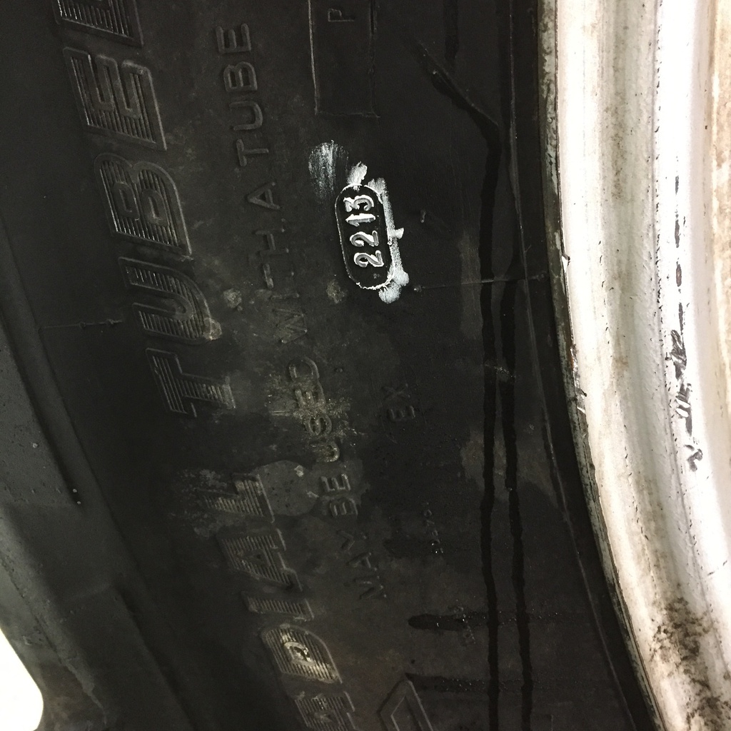 480/80R50 Michelin AgriBib R-1W on Case IH Silver Mist 10-Hole Formed Plate W/Weight Holes 50%