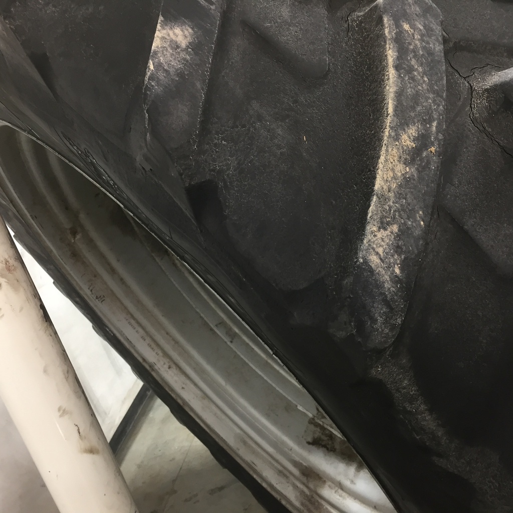 480/80R50 Michelin AgriBib R-1W on Case IH Silver Mist 10-Hole Formed Plate W/Weight Holes 50%