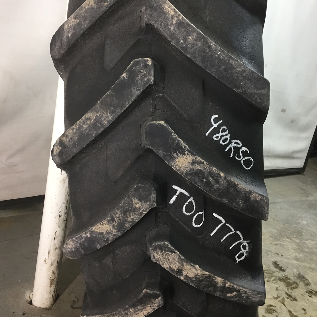 480/80R50 Michelin AgriBib R-1W on Case IH Silver Mist 10-Hole Formed Plate W/Weight Holes 50%