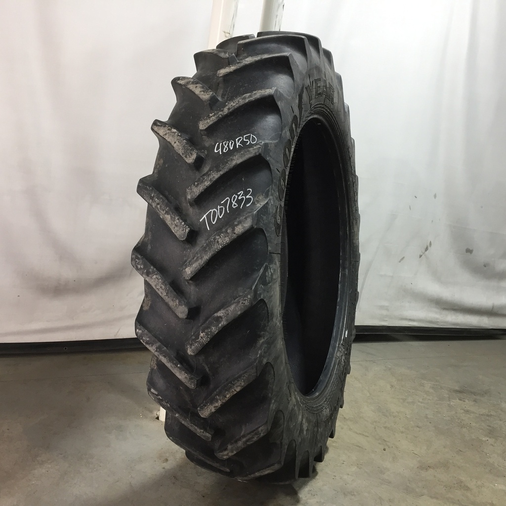 480/80R50 Goodyear Farm DT800 Super Traction R-1W 159 B 75%