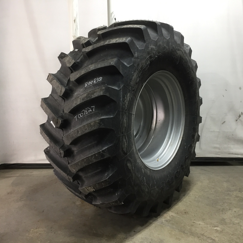 IF 800/70R38 Firestone Radial Deep Tread 23 R-1W on Case IH Silver Mist 10-Hole Formed Plate W/Weight Holes 99%