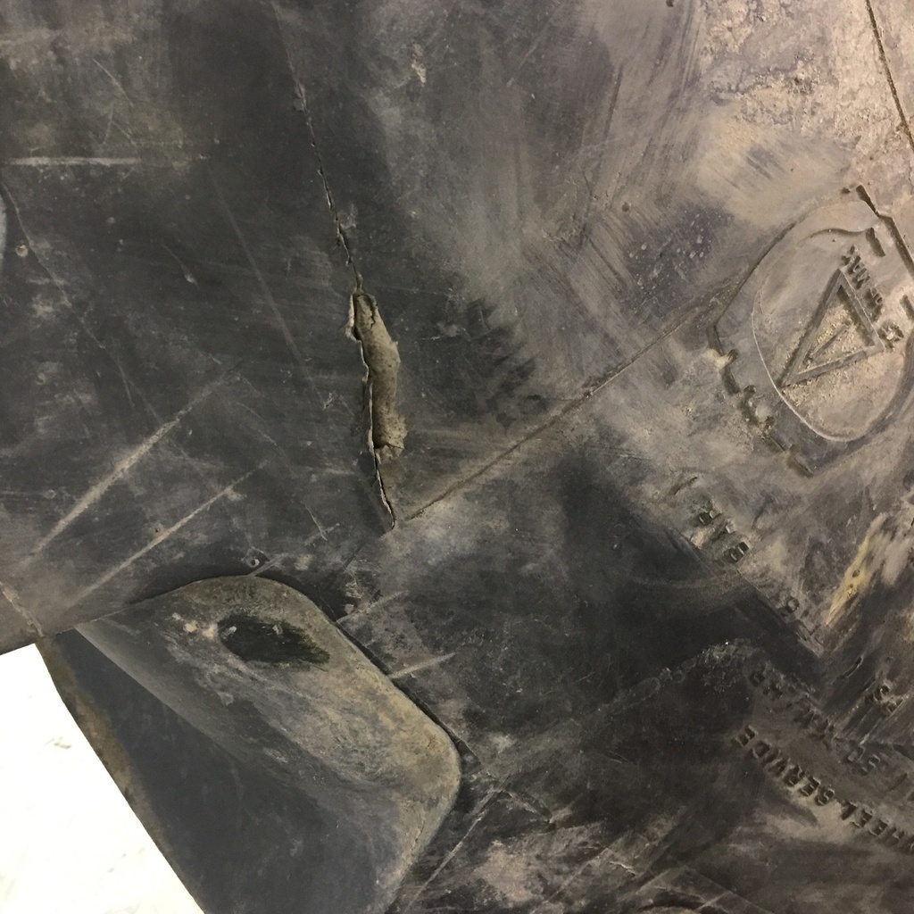 480/80R30 Firestone Radial All Traction DT R-1W on John Deere Yellow 8-Hole Rim with Clamp/U-Clamp (groups of 2 bolts) 70%