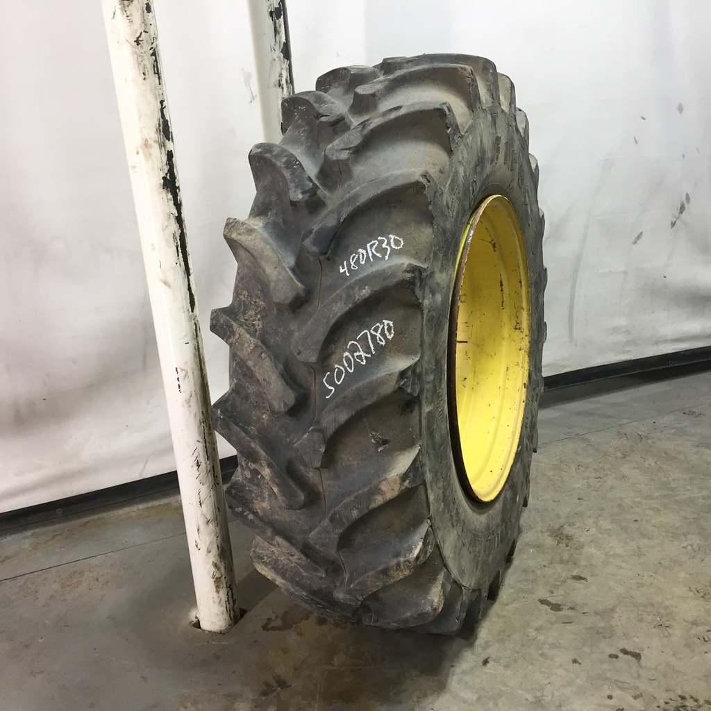 480/80R30 Firestone Radial All Traction DT R-1W on John Deere Yellow 8-Hole Rim with Clamp/U-Clamp (groups of 2 bolts) 70%