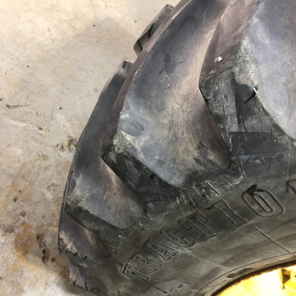 420/90R30 Firestone Radial All Traction FWD R-1 on John Deere Yellow 8-Hole Rim with Clamp/U-Clamp (groups of 2 bolts) 75%