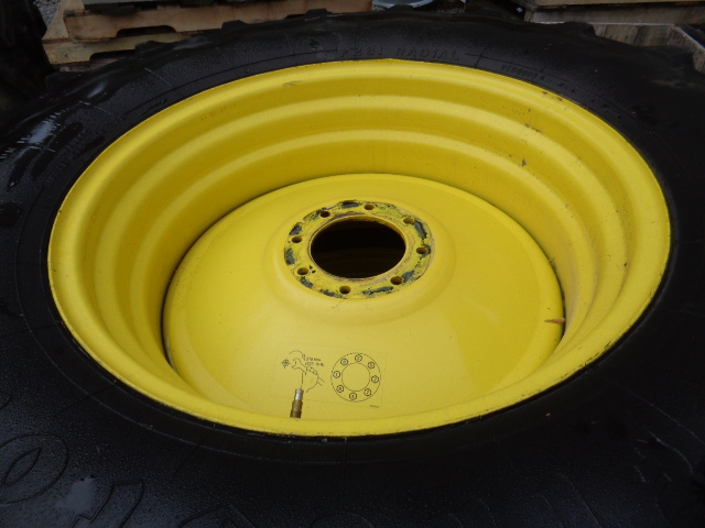 480/70R30 Firestone Radial All Traction DT R-1W on John Deere Yellow 8-Hole Formed Plate 85%