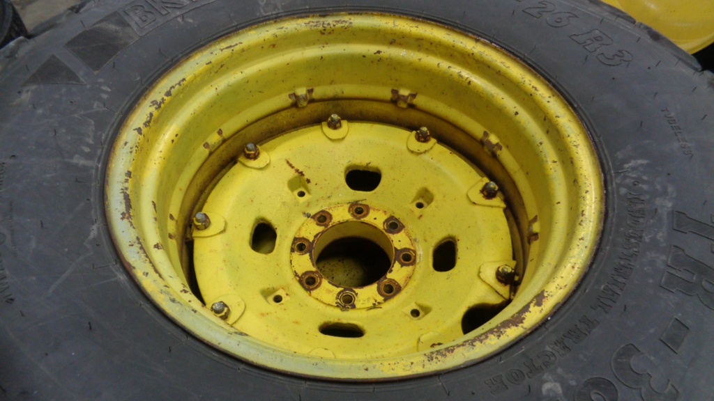 8-Hole Double Bevel Ag Center for 26" Rim, John Deere Yellow