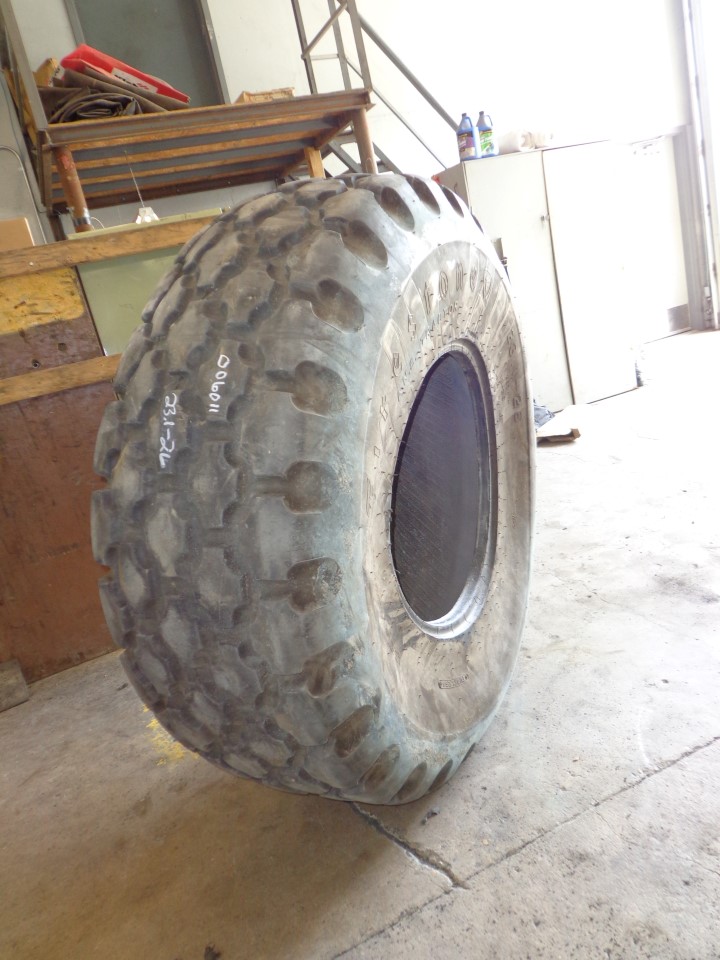 23.1/-26 Firestone All Non-Skid Tractor R-3, F (12 Ply) 99%