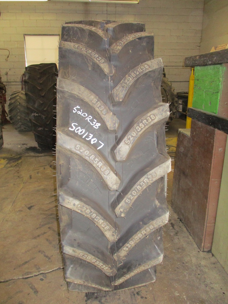 520/85R38 Starmaxx TR-110 R-1W 152 B 95%