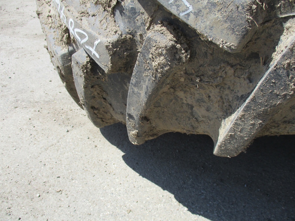 480/80R50 Mitas AC85 Radial R-1W on Case IH Silver Mist 10-Hole Formed Plate 75%