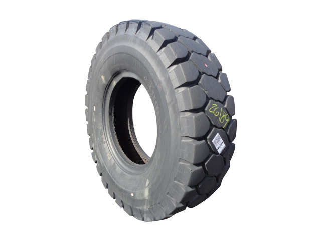 18.00/R33 Yokohama RB42 E-4 2*