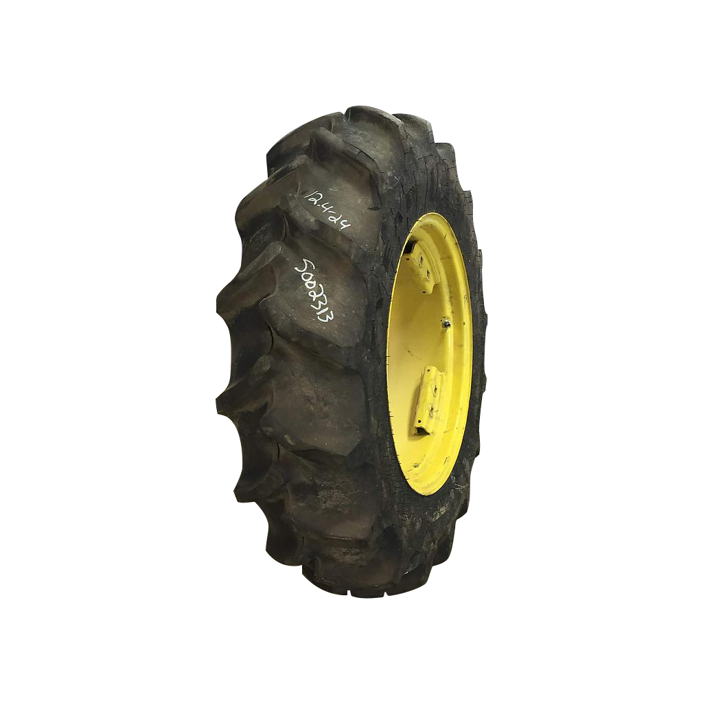 12.4/-24 Goodyear Farm DT221 DuraTorque R-1, D (8 Ply) 90%