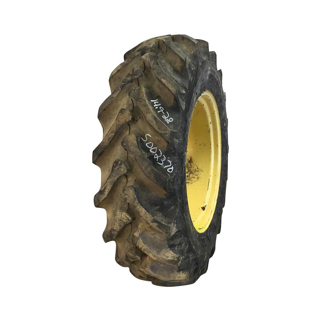 14.9/-28 Goodyear Farm DT195 R-1, D (8 Ply) 99%