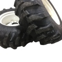 17.5/L-24 Titan Farm Industrial Tractor Lug R-4, D (8 Ply) 80%