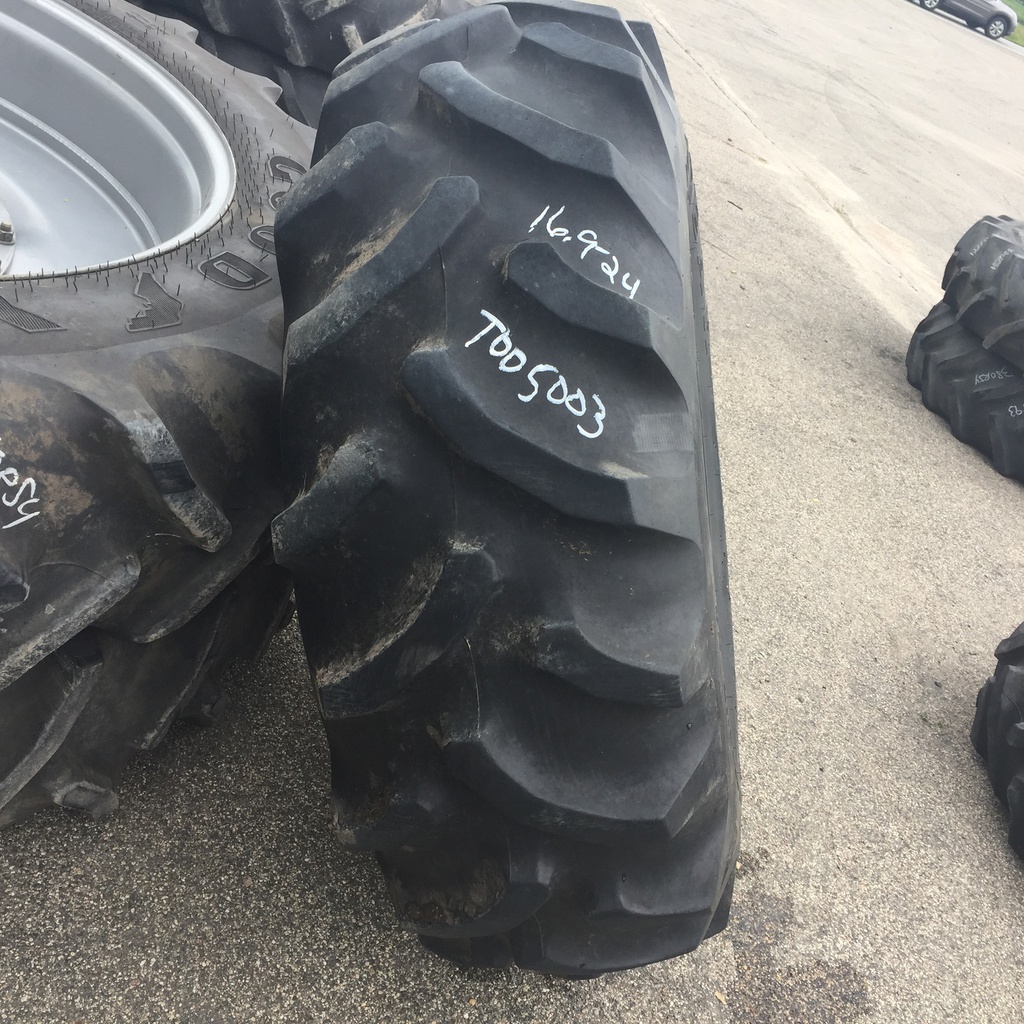 16.9/-24 Goodyear Farm Dyna Torque II R-1 65%