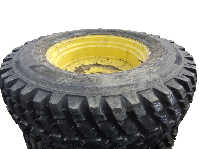480/80R34 Nokian TRI 2 R-1 on John Deere Yellow 8-Hole Formed Plate 99%