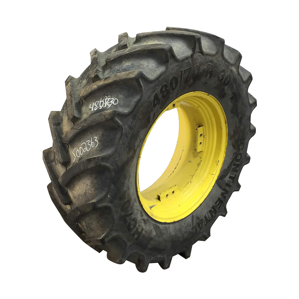 480/70R30 Continental HC70 R-1W on John Deere Yellow 8-Hole Rim with Clamp/U-Clamp (groups of 2 bolts) 75%