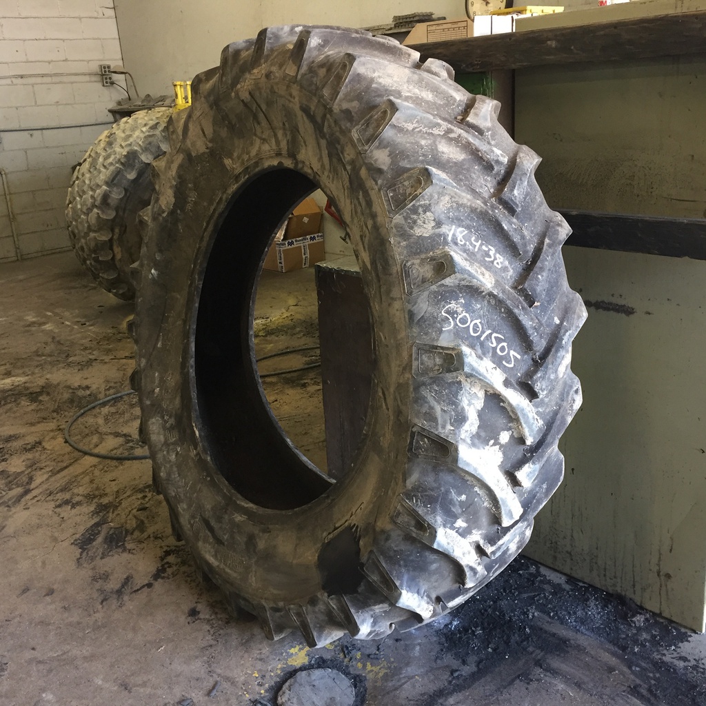 18.4/-38 Farm King (ATF) Tractor Rear (1360) R-1, F (12 Ply) 60%