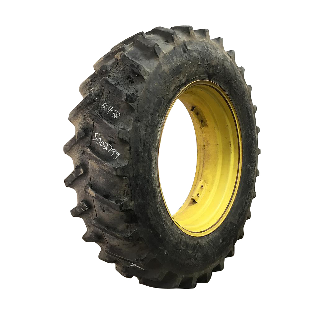18.4/-38 Firestone Super All Traction II 23 R-1 on John Deere Yellow 8-Hole Rim with Clamp/Loop Style (groups of 2 bolts) 75%