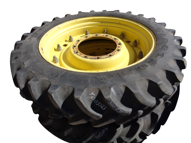 320/85R38 Firestone Radial 9000 R-1W on John Deere Yellow 12-Hole Stub Disc 75%