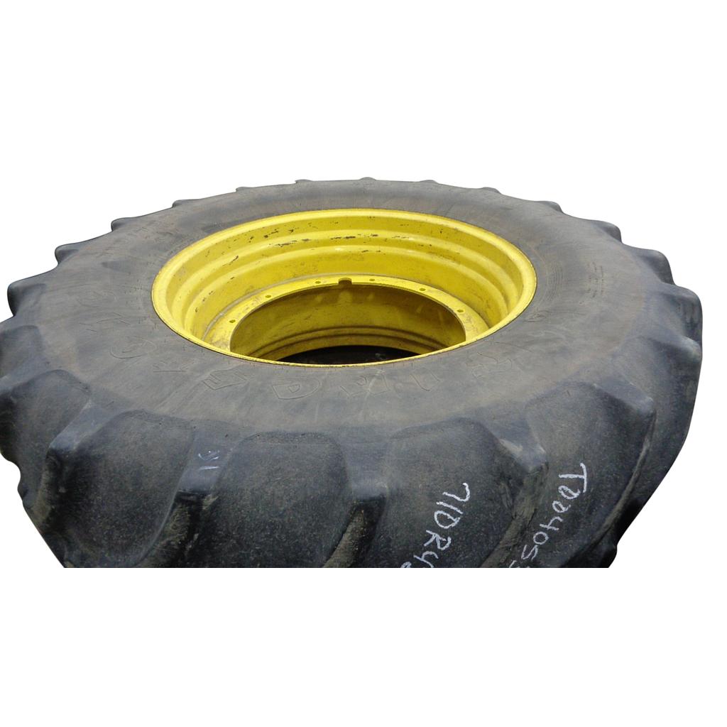 710/70R42 Firestone Radial All Traction DT R-1W on John Deere Yellow 12-Hole Stub Disc 40%