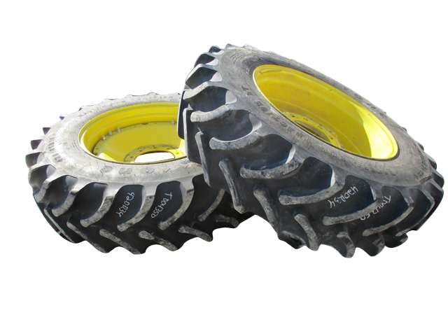 420/85R34 Firestone Radial All Traction DT R-1W on John Deere Yellow 10-Hole Waffle Wheel (Groups of 3 bolts) 95%