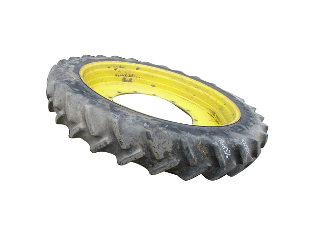 320/90R54 Goodyear Farm DT800 Super Traction R-1W on John Deere Yellow 12-Hole Stub Disc 75%