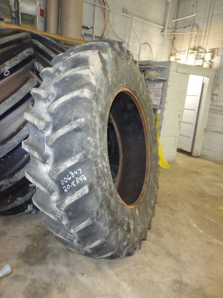 20.8/R42 Firestone Radial 7000 R-1W 155 A8 90%