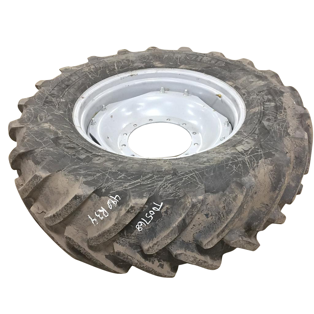 480/70R34 Michelin OmniBib R-1W on Agco Corp Gray 12-Hole Waffle Wheel (Groups of 2 bolts) 80%