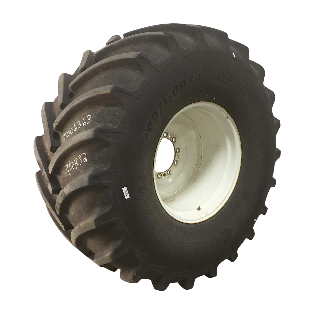 900/60R32 Goodyear Farm DT830 Optitrac R-1W on New Holland White 10-Hole Formed Plate 85%
