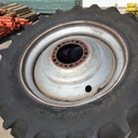 480/80R42 BKT Tires Agrimax RT 855 R-1W on Case IH Silver Mist 20-Hole Dolly Dual 90%