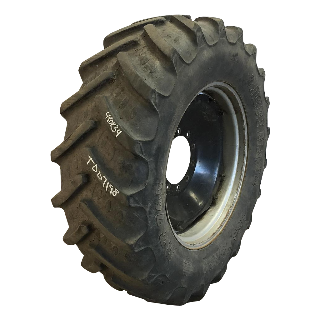 480/70R34 BKT Tires Agrimax RT 765 R-1W on Case IH Silver Mist/Black 10-Hole Waffle Wheel (Groups of 2 bolts) 60%