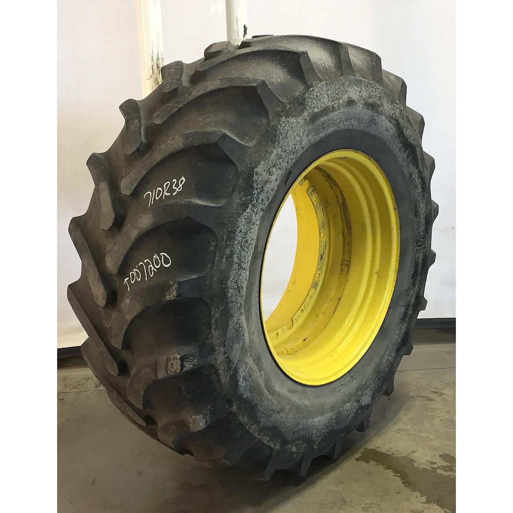 710/70R38 Firestone Radial All Traction DT R-1W on John Deere Yellow 12-Hole Stub Disc 50%