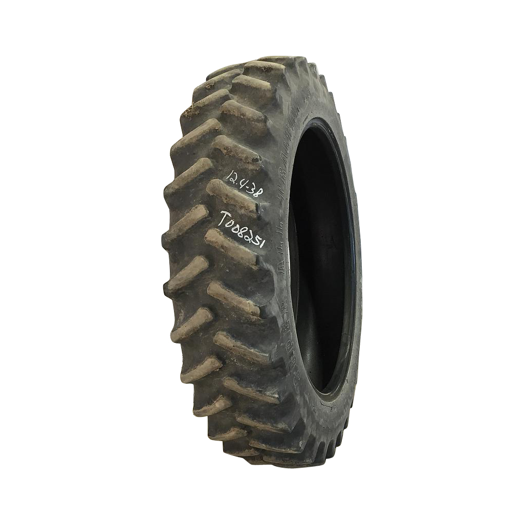 12.4/-38 Firestone Super All Traction 23 R-1, G (14 Ply) 85%