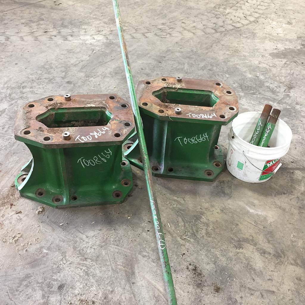 15.75"L Combine Frame Extension, w/Shafts, Hdw & Truss Rod, John Deere Combine 9000 Series[Single Reduction same as Ring and Pinion] ("A" 18/18 Spline Equal Length Shafts), John Deere Green