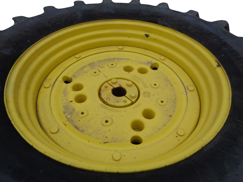0-Hole Stub Disc Center for 38" - 54" Rim, John Deere Yellow