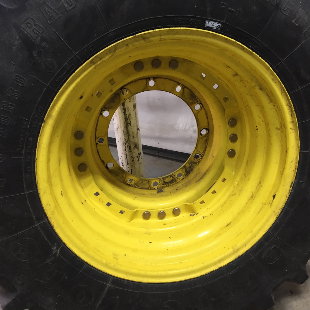 420/90R30 Firestone Radial All Traction FWD R-1 on John Deere Yellow 12-Hole Waffle Wheel (Groups of 3 bolts) 60%